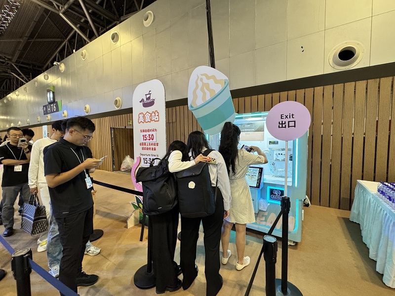 2025Delivering Nonstop Deliciousness