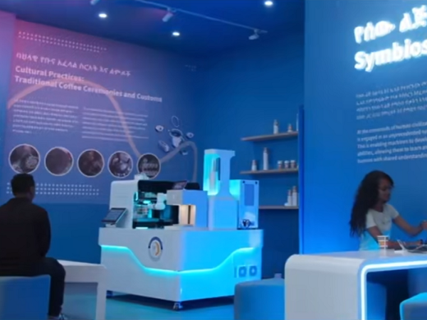 Anno AI Robot Latte Art Printing Coffee Bar Opens at Ethiopia‘s National Science Museum