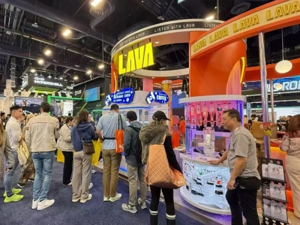 火爆世界舞台！喜乐注册机器人双王牌新品CES 2026首秀封神，撬动全球千亿商机！