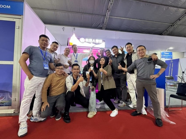 喜乐注册机器人闪耀东盟博览会越南专题展区，新质生产力加速出海​
