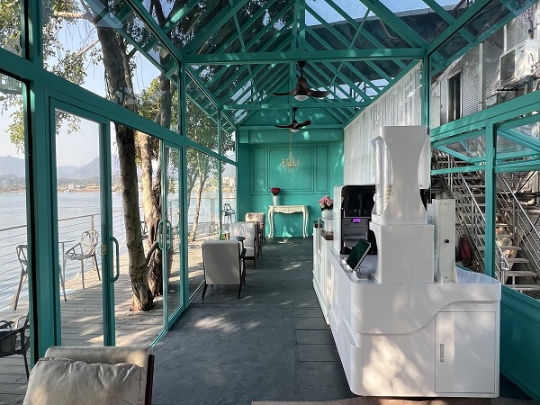 AI机器人咖啡助力清远五一码头咖啡馆，一套设备=一家高级咖啡馆！